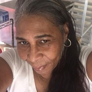 Meet your Posher, Pamela